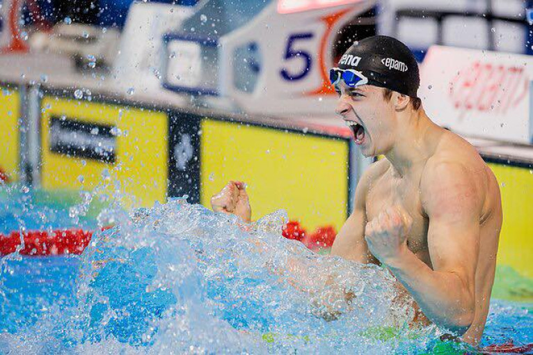 Klaipėdos plaukikas Mantas Kaušpėdas Edinburge pelnė sidabro medalį