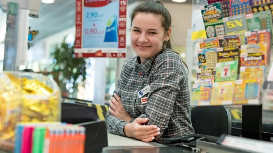 Klaipėdietė Donata įsitikino: kurtumas ne kliūtis gauti darbą