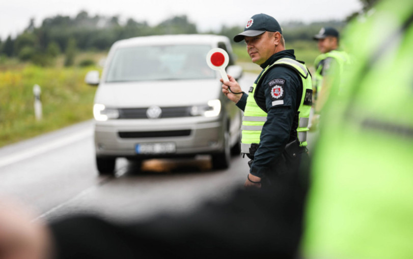 Nuo rytojaus įsigalioja pakeitimai dėl tvarkos automobiliuose