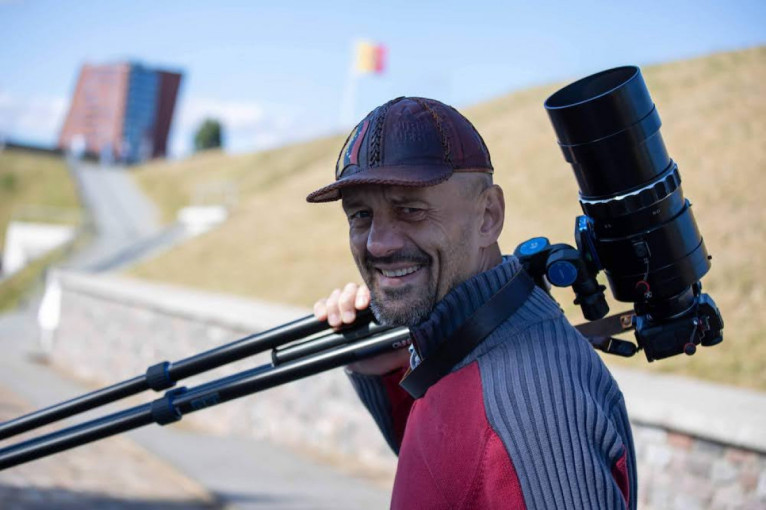 Ne vienam jaunam talentui fotografijos pradmenis suteikęs G. Juška tęsia savo autorinio būrelio veiklą Klaipėdoje