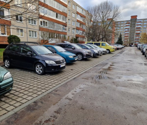Prašymas dėl vietų automobiliams – vienu paspaudimu