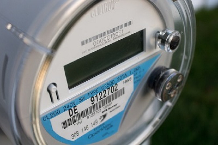 Seimas nutarė: nuo liepos kompensuos elektros ir dujų kainas