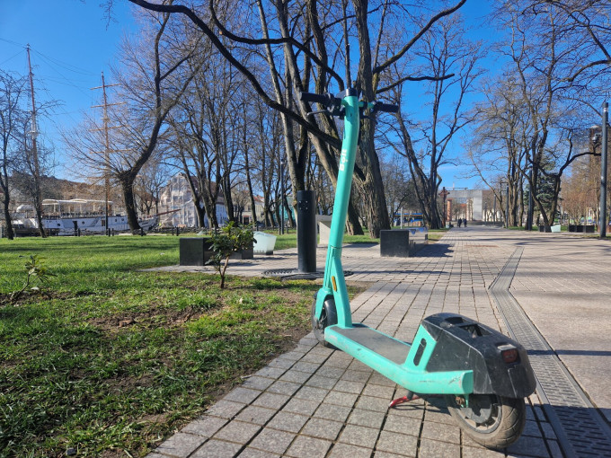 Klaipėdoje įsigaliojo nauja elektrinių paspirtukų naudojimo ir statymo tvarka