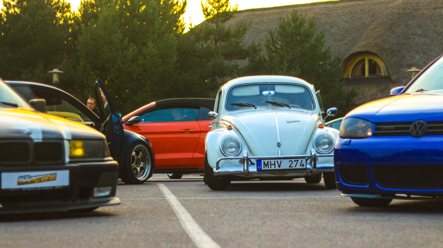 Į Klaipėdą sugrįžta naktinė automobilių eisena „Insane Performance Klaipėda Night Ride IV“