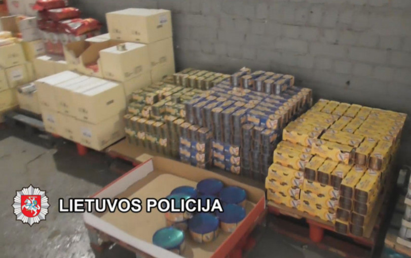 Klaipėdoje policininkai aptiko nelegalių prekių sandėlį: sulaikytas teisėsaugai jau žinomas asmuo