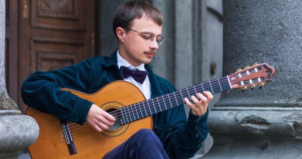 „Pėdink į Girulius“ liepos mėnesio programą pradeda gitaristas Rokas Jurkus