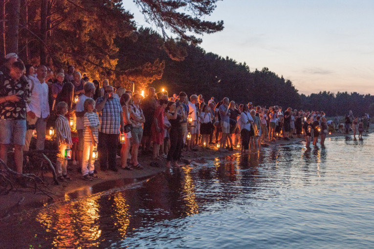 Minint Pasaulinę švyturių dieną, buvo įžiebtas ilgą laiką „miegojęs“ Žirgų rago švyturys