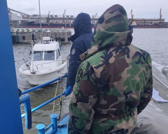 Žuvininkystės tarnyba Kopgalyje tikrino iš jūros grįžtančius žvejų verslininkų ir mėgėjų laivus