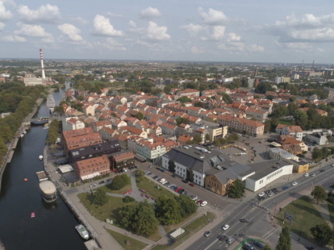 Laikinai apribojamas eismas Tiltų gatvėje