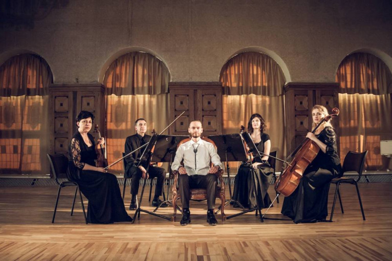 Romantiškas ir liepsnojantis Muzikinio teatro gastrolių Palangoje repertuaras