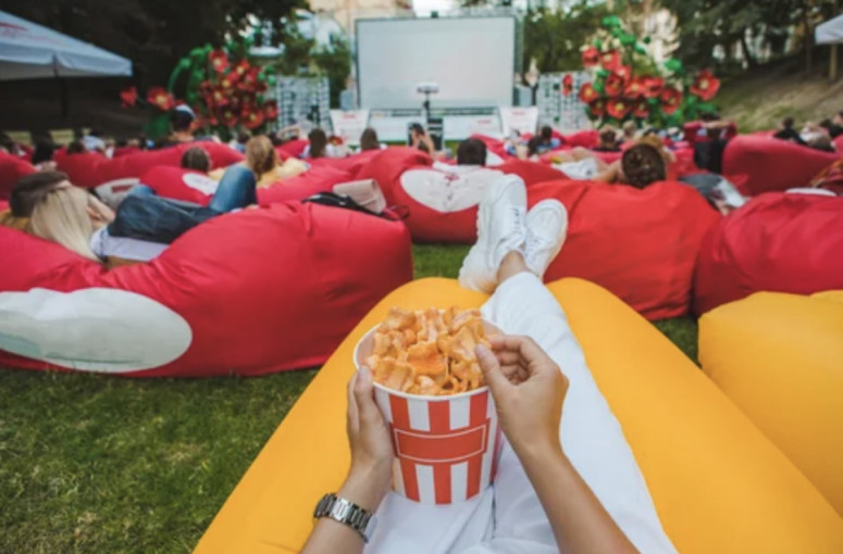 Per du mėnesius Šventojoje įvyks net aštuoni nemokami kino seansai