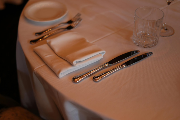 Ekspertai pataria kaip skoningai serviruoti stalą
