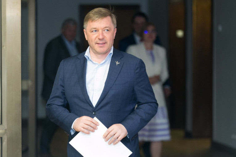 Ramūnas Karbauskis traukiasi iš Seimo