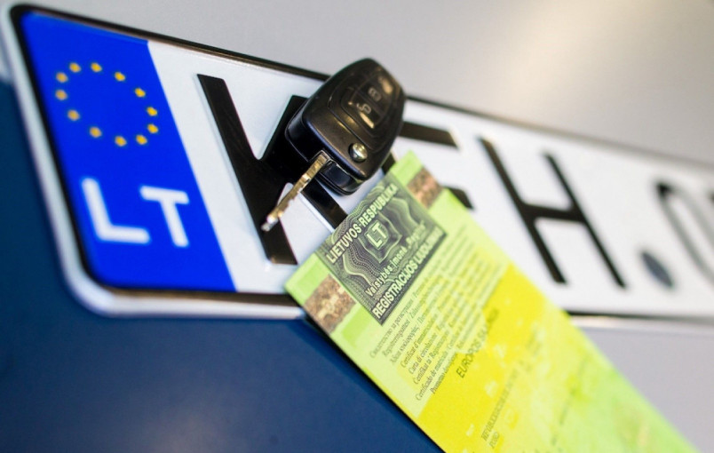 Keičiasi automobilių registracijos mokesčio dydžiai