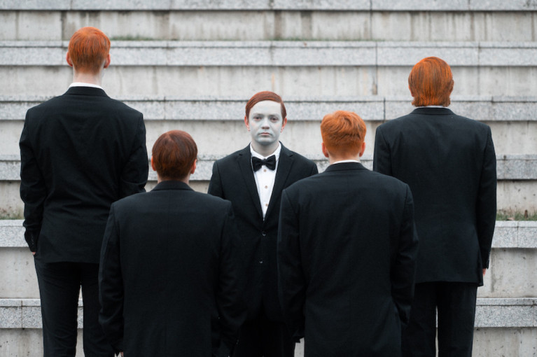 Klaipėdos jaunimo teatro premjera – sapniškas spektaklis „Belaukiant Godo“