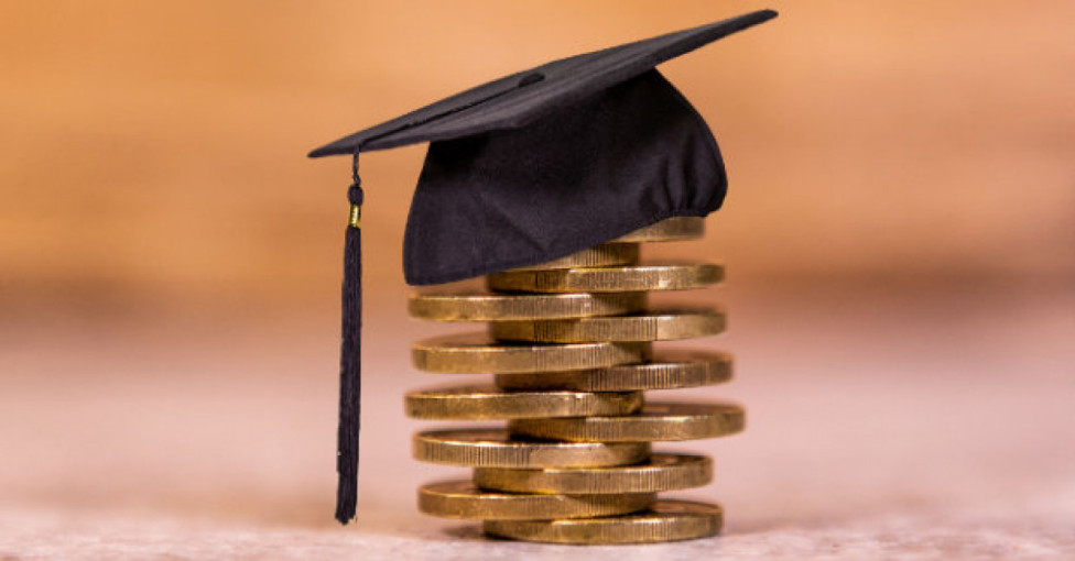 Klaipėdos universiteto studentams skirta 16 uostamiesčio savivaldybės stipendijų