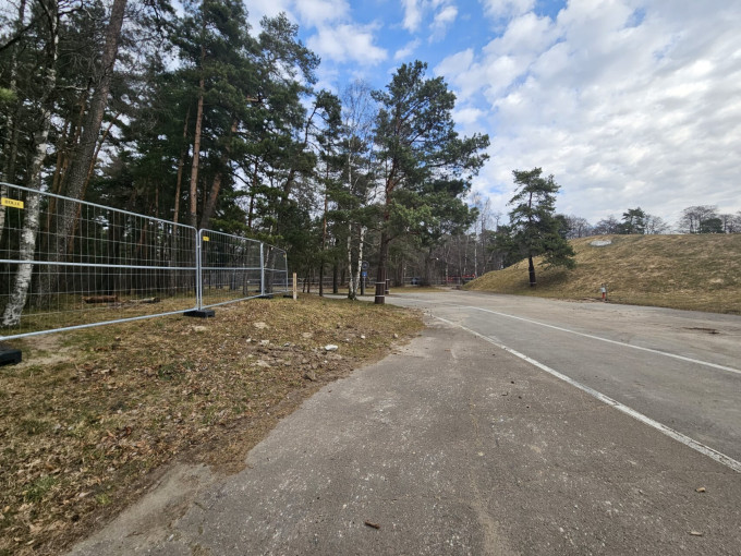 Dėl Vasaros estrados rekonstrukcijos ieškomi skubūs sprendimai dviratininkų judėjimui