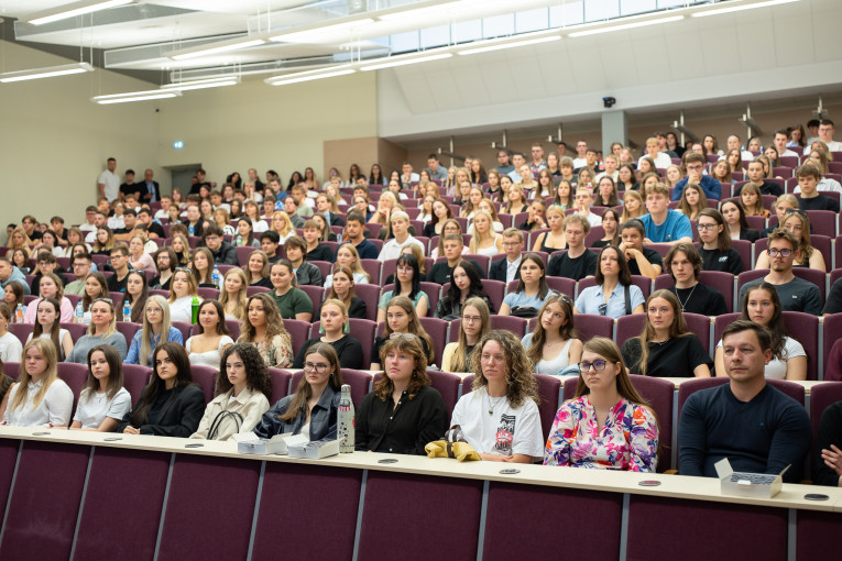 Studijų startas Klaipėdos universitete: artėjantis jubiliejus, augantis studentų skaičius, infrastruktūros plėtra ir kvietimas švęsti kartu