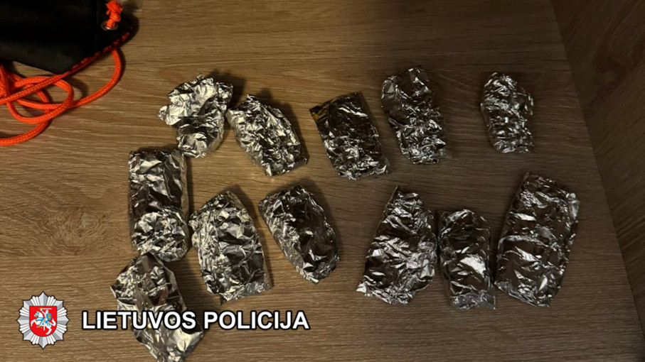 Klaipėdoje teismui perduota byla dėl disponavimo dideliu kiekiu narkotinių medžiagų ir kitų nusikalstamų veikų