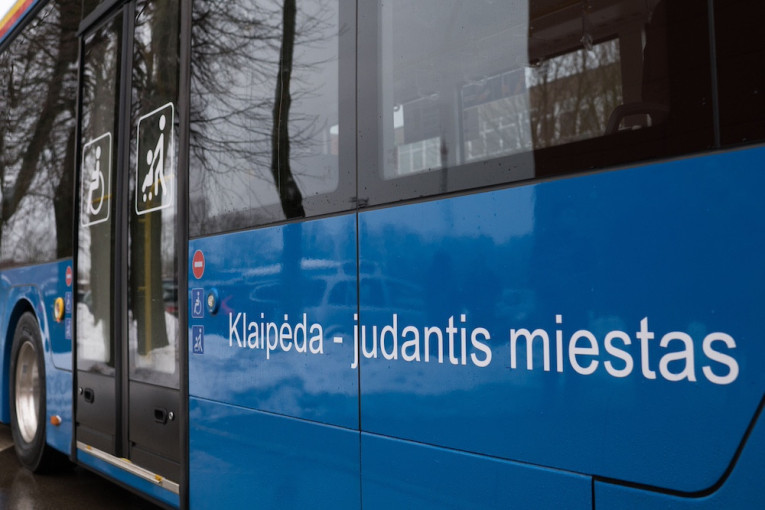 Kovo 11-osios eisena Klaipėdoje gali trumpam sutrikdyti viešojo transporto eismą