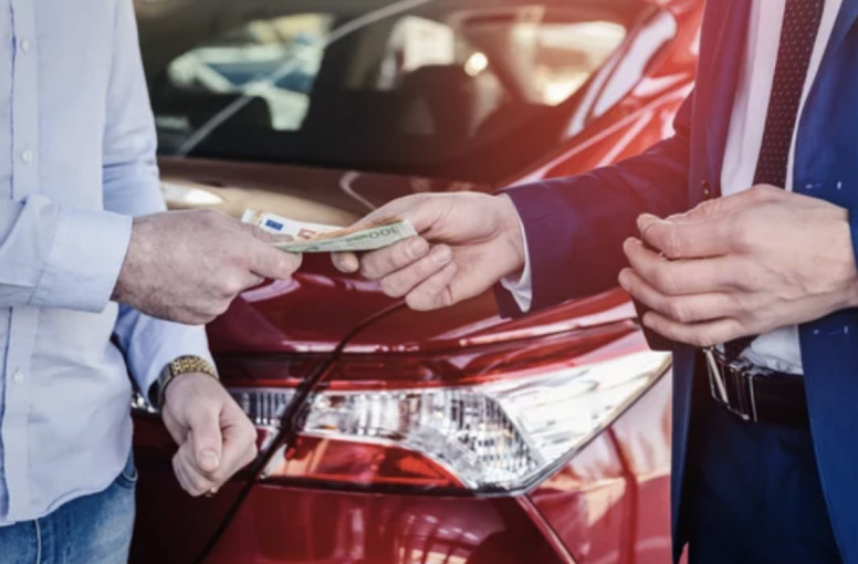 Nuo gegužės 1 d. automobilį parduoti ar registruoti bus galima tik turint unikalų kodą