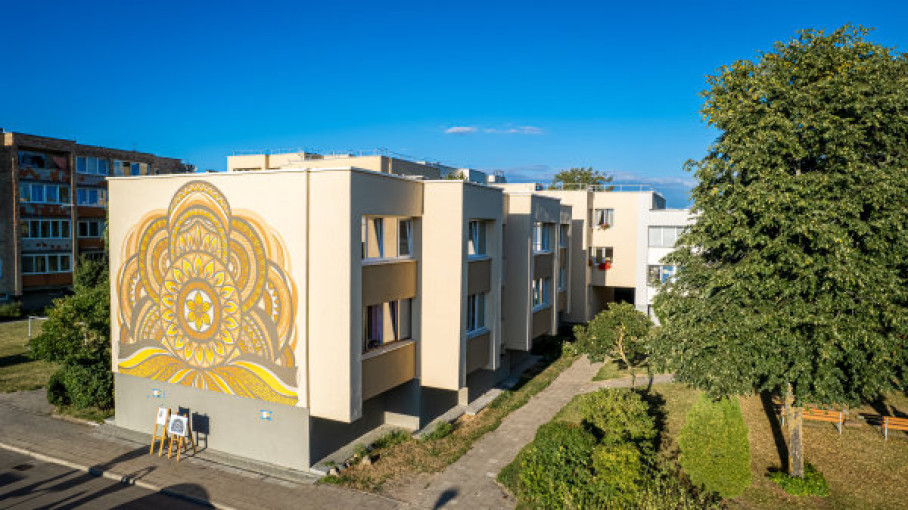 Palangą papuošė naujas sienos paveikslas