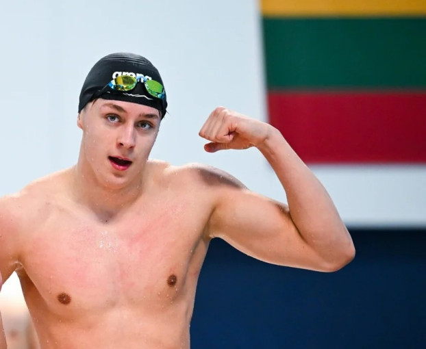 Klaipėdietis Mantas Kaušpėdas atnaujino Lietuvos vyrų plaukimo nugara rekordą