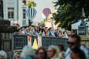 Jūros šventės išvakarės: jūrinės ceremonijos, „Sidabrinės gervės“ ir „Red Bull Showrun“ pramogų zona