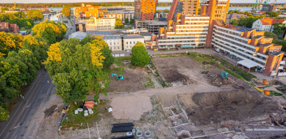 Darbų Atgimimo aikštėje nesustabdo net randami sprogmenys