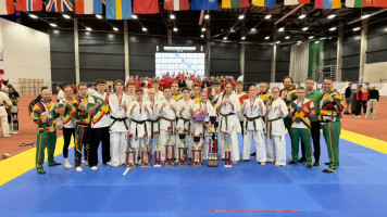„Shodan“ sportininkų triumfas Europos čempionate: titulas, medaliai ir kelialapiai į Japoniją