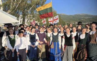 Klaipėdos etnokultūros centro ansambliai garsino Lietuvą tarptautiniame folkloro festivalyje Šiaurės Makedonijoje