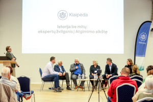 Istorija be mitų: ekspertų žvilgsnis į Atgimimo aikštę